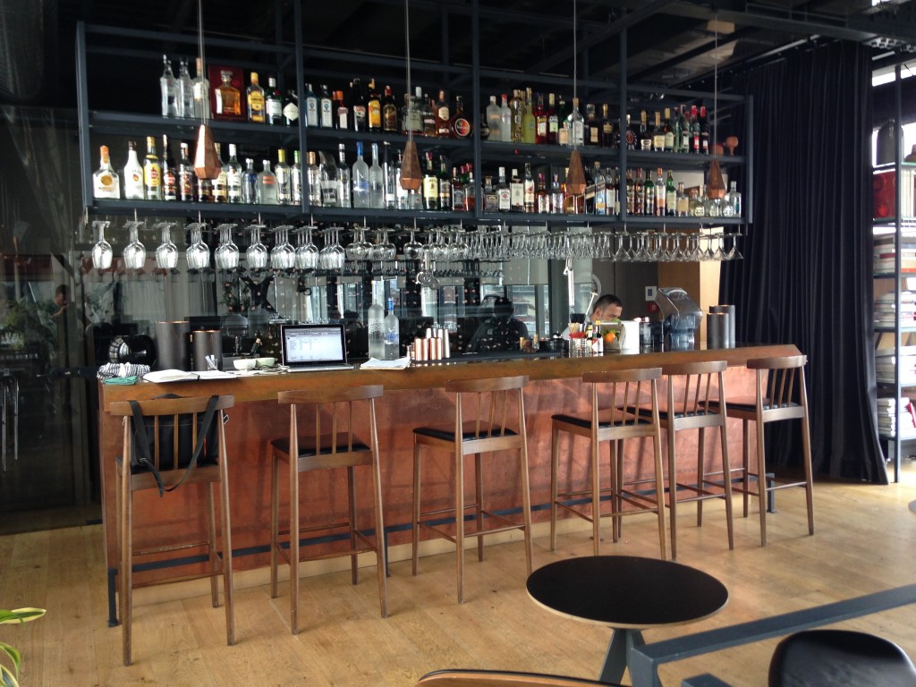 Neolokal